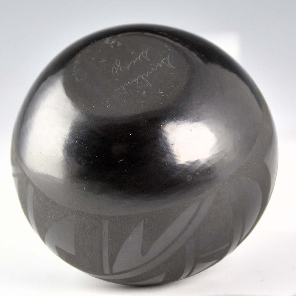 Suazo, Santanita - Small Bowl with Rain Designs (1960s) - Image 5