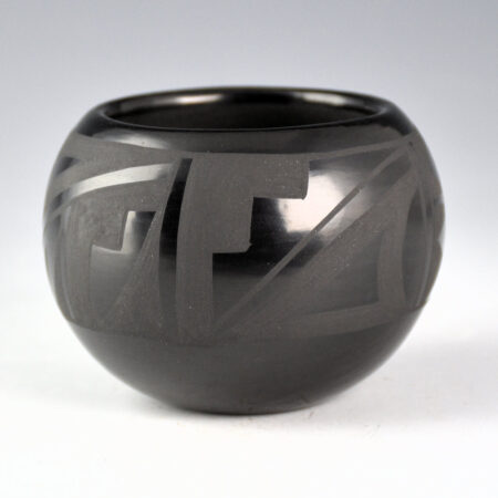 Alternative view of Suazo, Santanita - Small Bowl with Rain Designs (1960s)