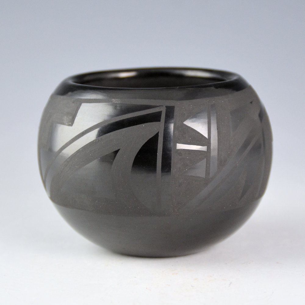 Suazo, Santanita - Small Bowl with Rain Designs (1960s)