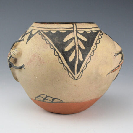 Alternative view of Romero, Teresita - Jar with Lizards and Plant Designs (1960s)