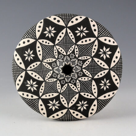 Alternative view of Torivio, Dorothy -Jar with Snowflake Design (1980s)