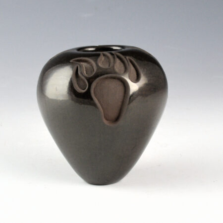 Yazza, Ethel Gutierrez - Jar with Carved Bear Paws