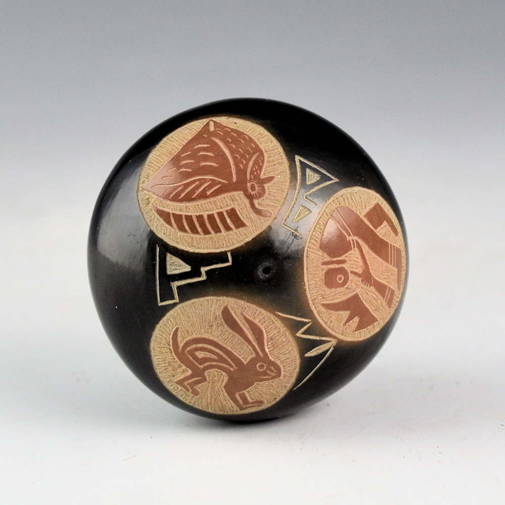 Tapia, Mae - Black and Sienna Seedpot with Rabbit, Quail, and Flute Player - Image 2