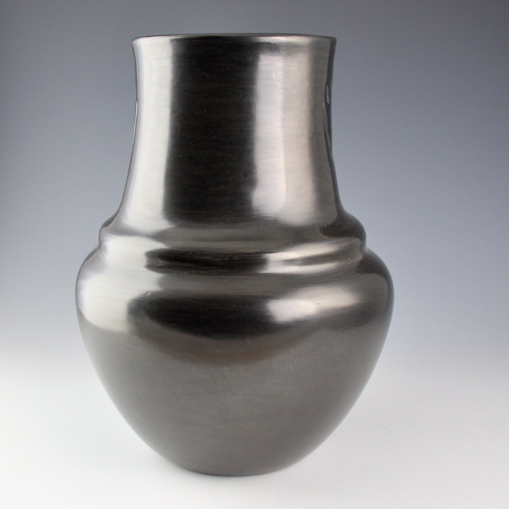 Ebelacker, Richard - 11" Tall Double Shoulder Water Jar with Bear Paws (1990s) - Image 3