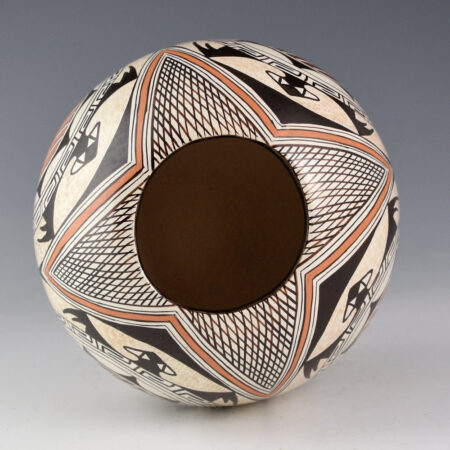 Alternative view of Naha, Sylvia - Turtles and Awatovi Star Bowl (1980s)