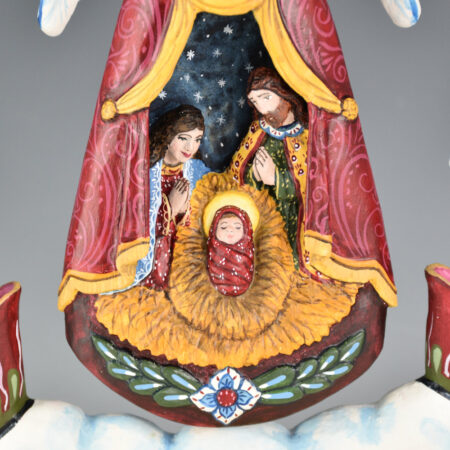 Alternative view of Arthur Lopez - "Ángel de Naciamento" Wood Carving Nativity Scene