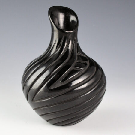 Chavarria, Denise - Swirling Lightning Design Water Jar