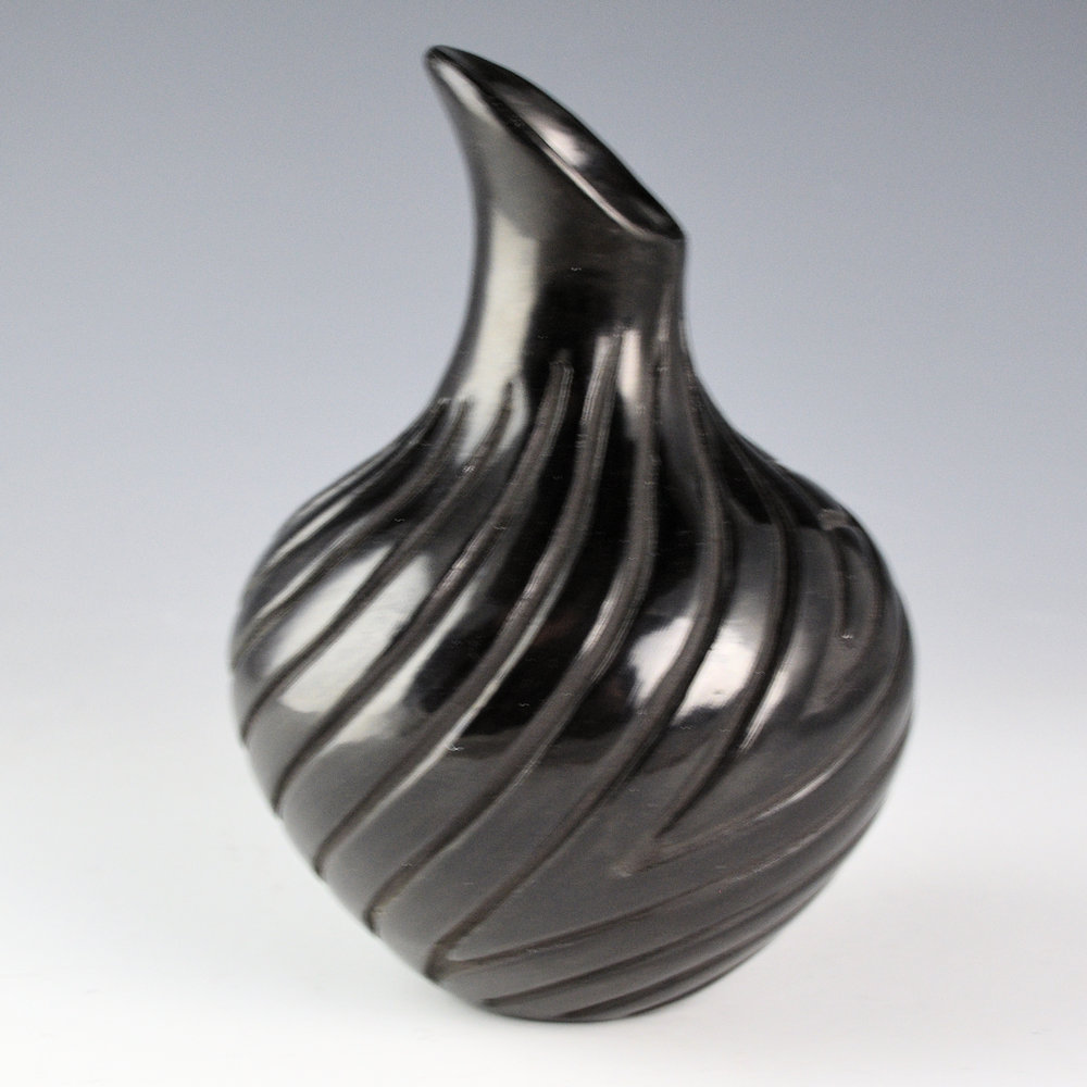 Chavarria, Denise - Swirling Lightning Design Water Jar - Image 3