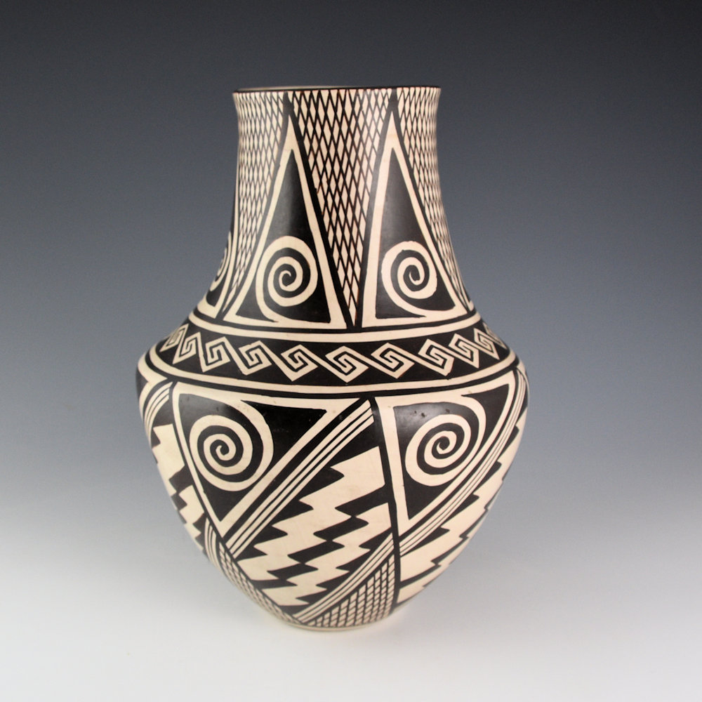Naha, Helen "Feather Woman" - 10" Tall Awatovi Star Design Jar (1970's)