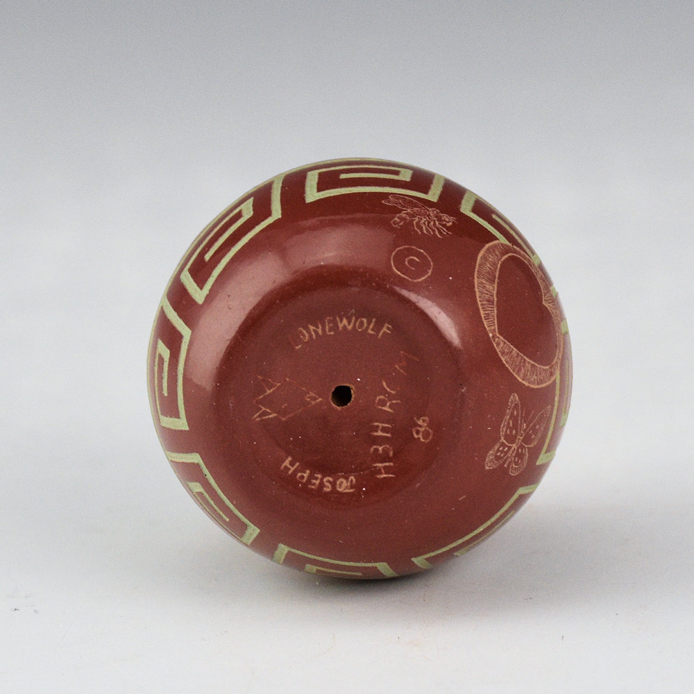 Lonewolf, Joseph - "Mimbres and Realistic Bee" Seedpot (1986) - Image 6