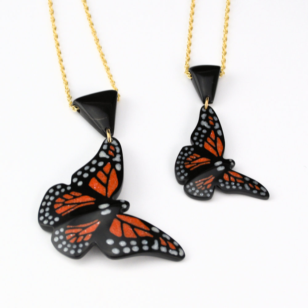 Pourier, Kevin - Small Buffalo Horn Monarch Butterfly Pendant - Image 2