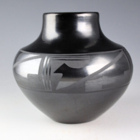 Martinez, Maria - Gunmetal Jar with Rain and Mesa Designs (Maria + Santana) (1954-6)