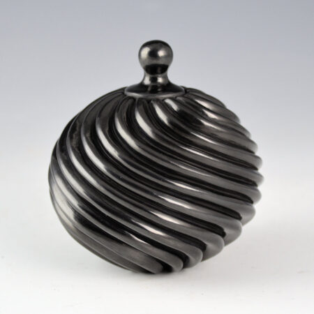 Youngblood, Nancy - 16 Slant Rib Bowl with Lid (2025)