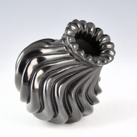 Alternative view of Youngblood, Nancy - 16 Rib Swirl Rain Drop Rim Water Jar (2025)