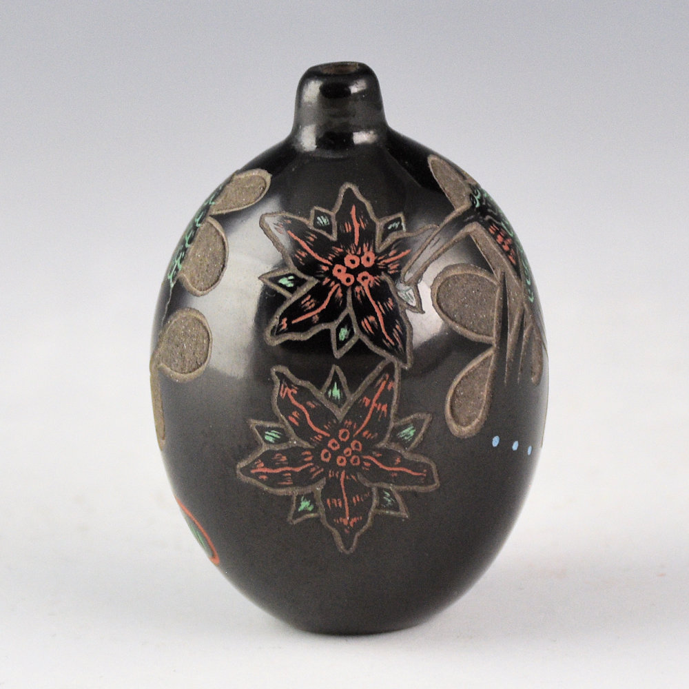 Tafoya, Ray - Black Jar with Hummingbirds (1984) - Image 2