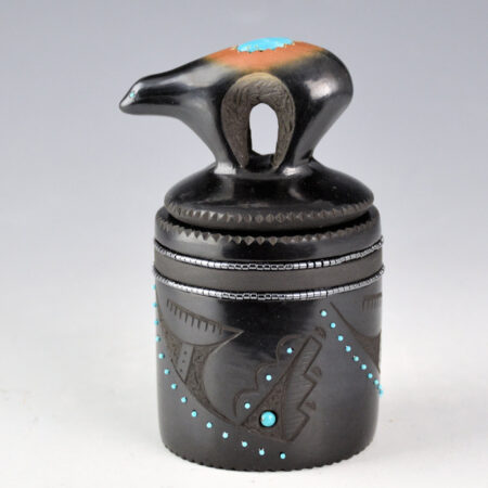 Alternative view of Sanchez, Russell  - Black-and-Sienna Round Box with Bear Lid, 63 Stones