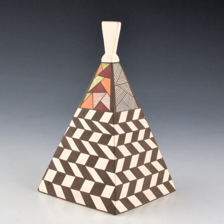 Alternative view of Natseway, Charmae - Four-Sided Lidded Jar with Mimbres Turtle, Bear and Geometrics (1990s)