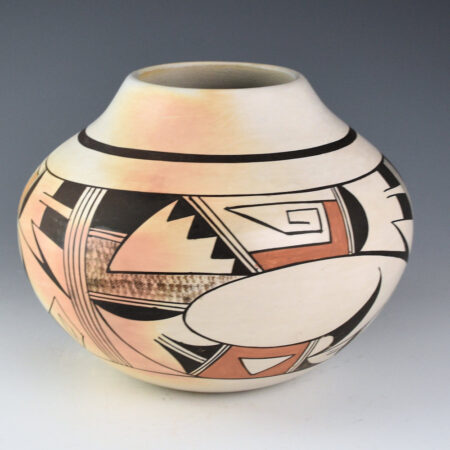 Alternative view of Navasie, Eunice "Fawn" - Jar with Swirling Birds (1960s)