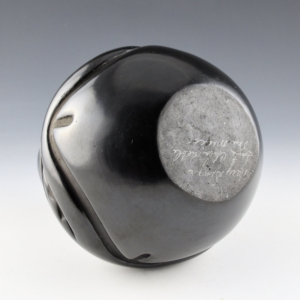 Singer, Mary - Tall Water Jar with Avanyu and Clouds (1970s) - Image 4