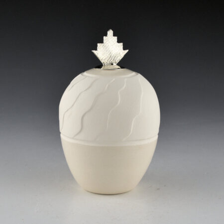 Duwyenie, Preston - Shifting Sand Seedpot with Silver Cloud Design Lid