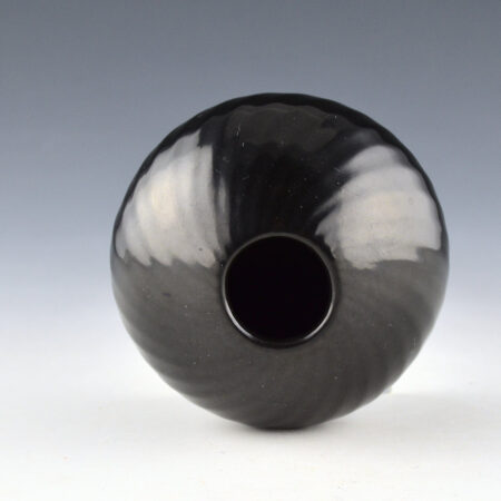 Alternative view of Gutierrez, Denny - Faceted Melon Bowl with 44 Swirling Ribs (1995)