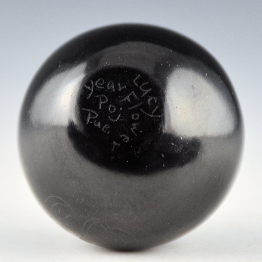 Tafoya , Lucy Year Flower - Small Seedpot with Hummingbird and Flower (1970s) - Image 5