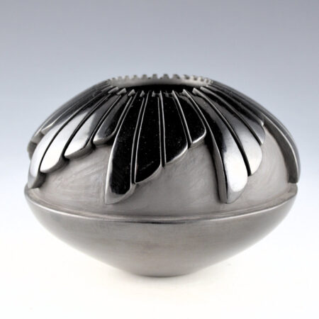 Youngblood, Nancy - Bowl with 32 Carved Feathers (1988)