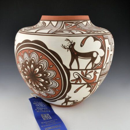 Simplicio, Noreen - Large Zuni Olla with Heartline Deer and Rosettes (1999), Ribbon