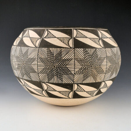 Chavez, Clara Histia - Jar with Stars and Rain Clouds (1960s)