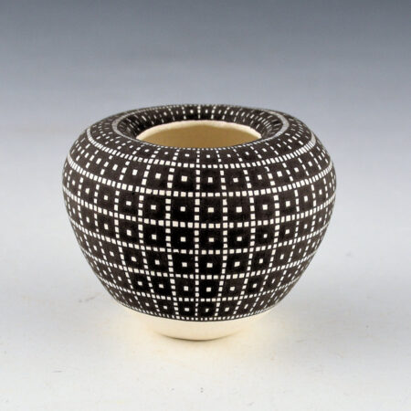Antonio, Frederica - Mini Infinity Rim Bowl with Corn Pattern