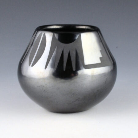Martinez, Maria - Gunmetal Jar with Seed, Bird Wing and Mesa Designs "Maria + Popovi 861" (1961)