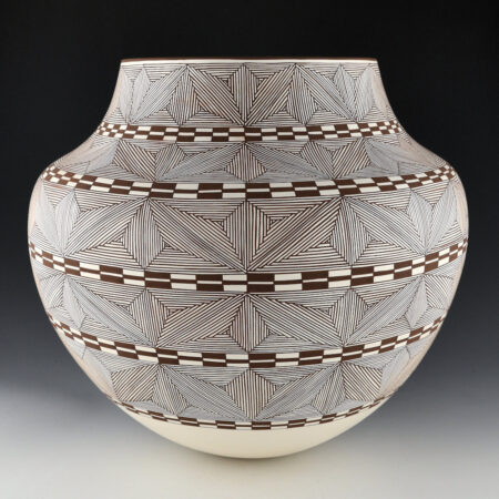 Alternative view of Patricio, Robert - 13" Wide "Shooting Stars" Water Jar