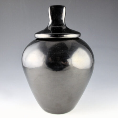 Alternative view of Martinez, Anita - 10" Tall Plainware Jar with Lid (1970s)