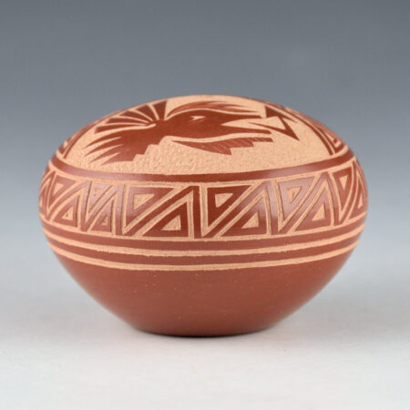 Alternative view of Daubs, Dennis - Seedpot with Avanyu and Feathers (1980s)