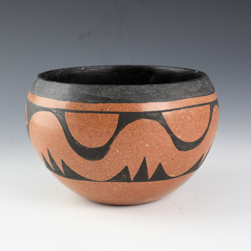 Fender, Erik - Red Bowl with Avanyu - Image 3