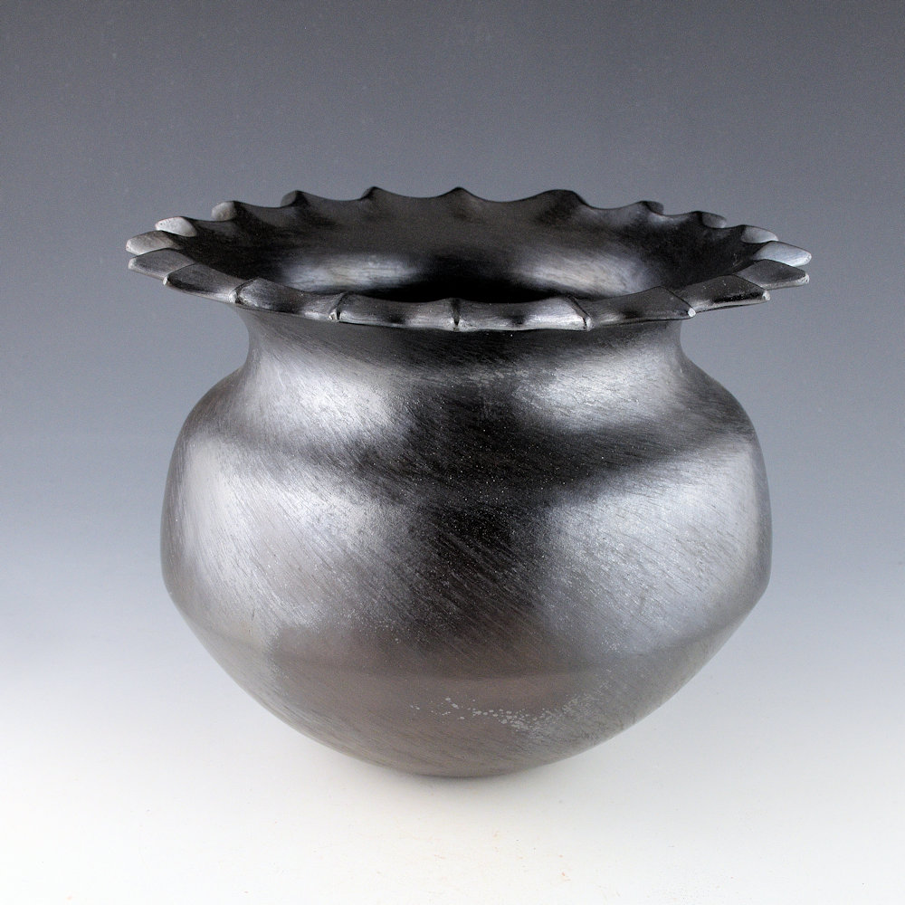 Tso, Jared - "Moon Flower" Black Fired Jar with 20 Pointed Rim - Image 6