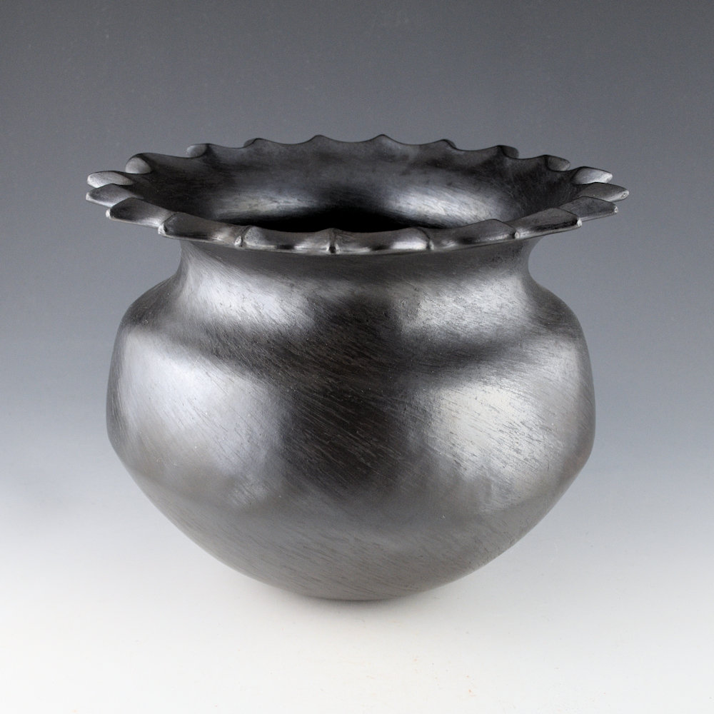 Tso, Jared - "Moon Flower" Black Fired Jar with 20 Pointed Rim - Image 5