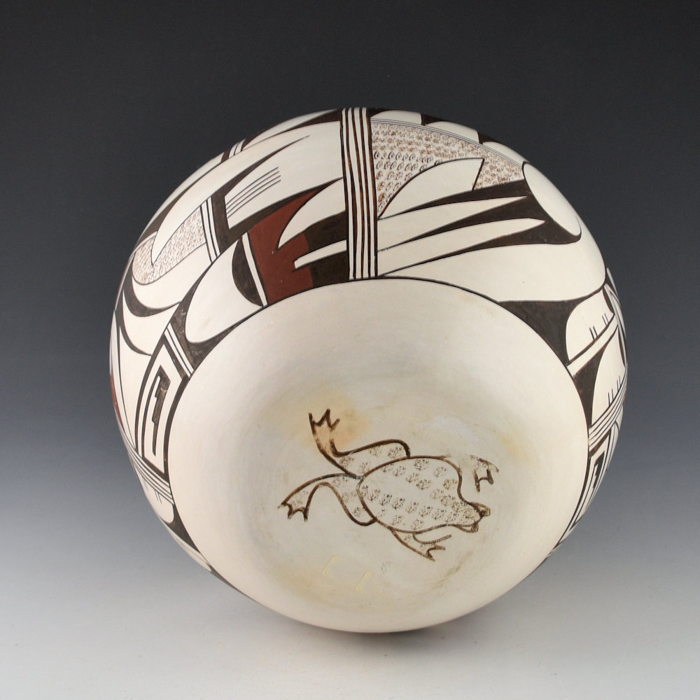 Navasie, Joy "Frogwoman" - " Tall Jar with Swirling Birds and Clouds (1980s) - Image 6