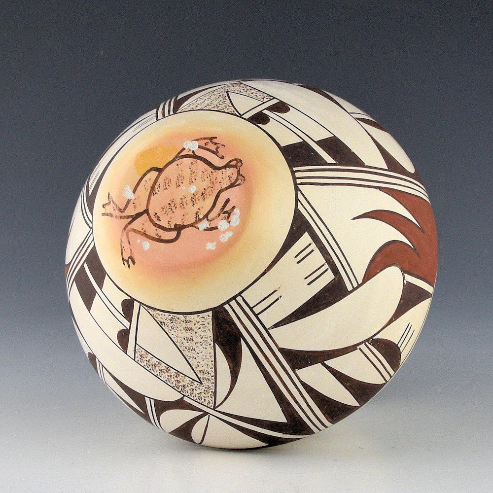 Navasie, Joy "Frogwoman" - Water Jar with Swirling Clouds and Bird Wings (1980s) - Image 5