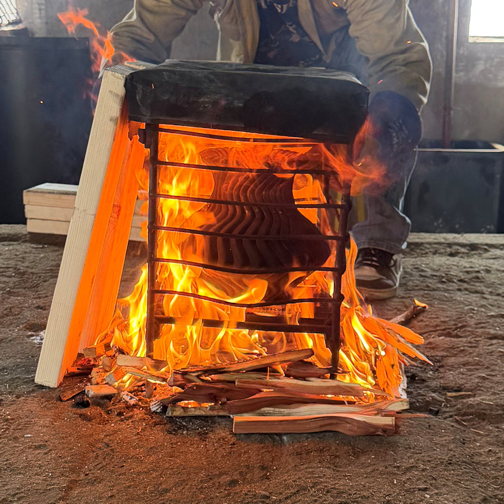 Youngblood, Nancy - 10" Tall 32 Rib "S" Swirl Rain Drop Rim Water Jar - Image 8