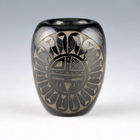 Red Starr, Elmer - Black Jar with Eagle and Sunface (1982)