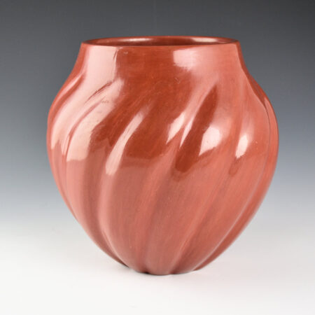 Alternative view of Naranjo, Teresita  - Red Swirling 12 Rib Melon Jar (1974)