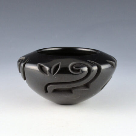 Alternative view of Garcia, Effie  - Bowl with Flower Designs