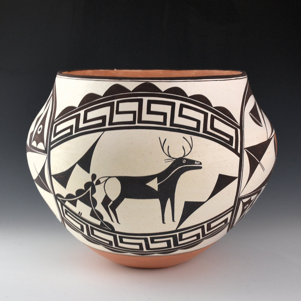 Peters, Franklin - 10" Wide Jar with Heartline Deer and Rainbows - Image 3