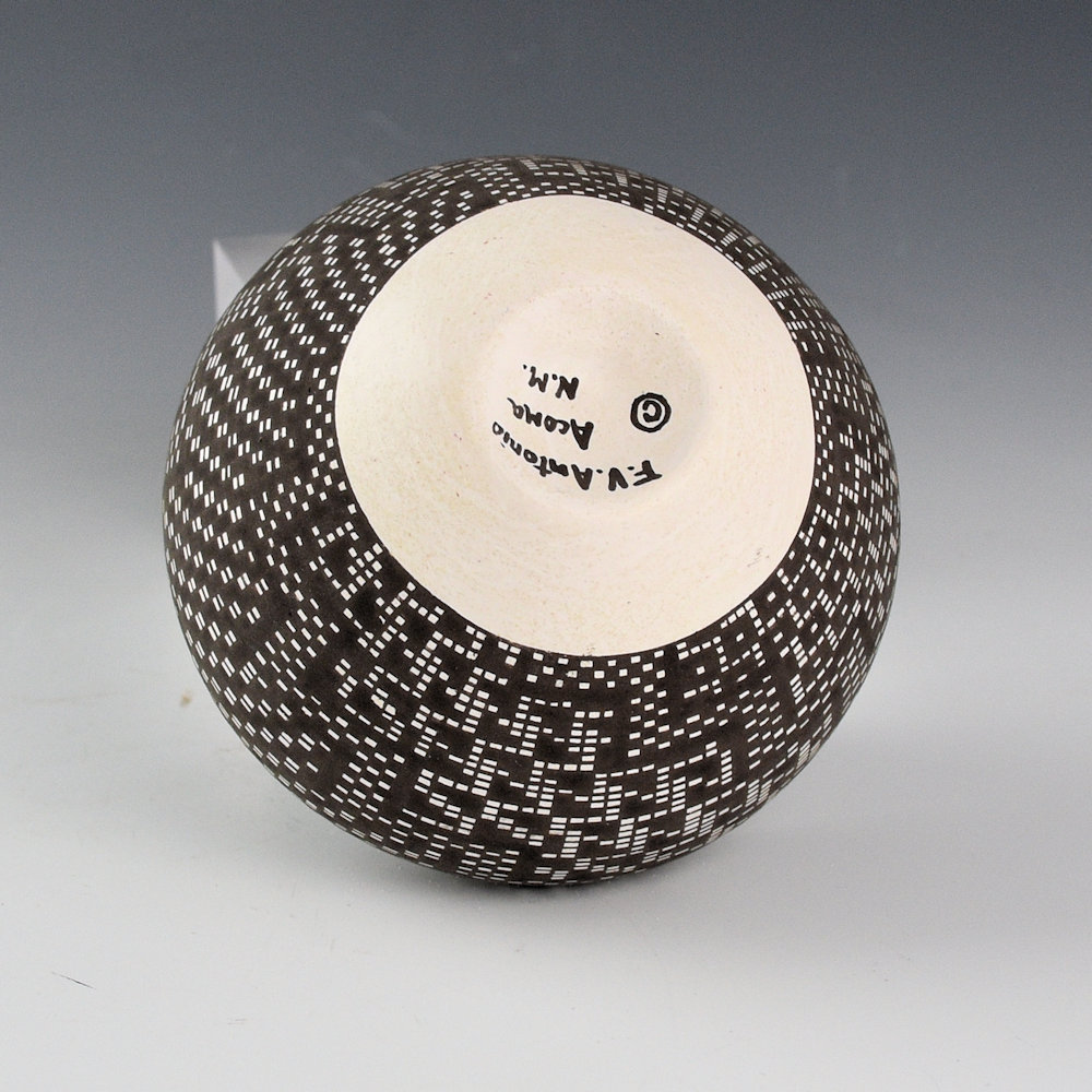Antonio, Frederica - "Night Skies" Infinity Rim Bowl - Image 6