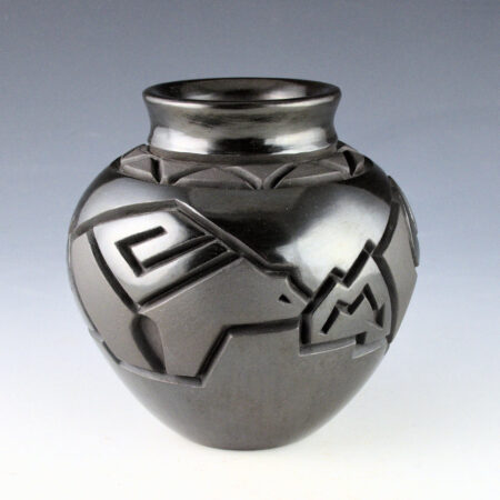 Alternative view of Begay, Jr., Harrison - Jar with Heartline Bears and Mountains (2004)