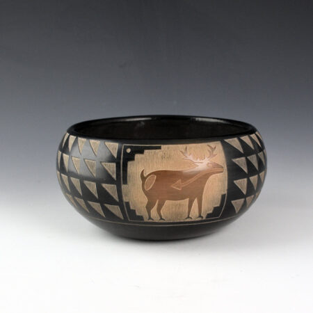 Alternative view of Homer, Robert Allen - Black and Sienna Bowl with Realistic and Mimbres Elk (1990)