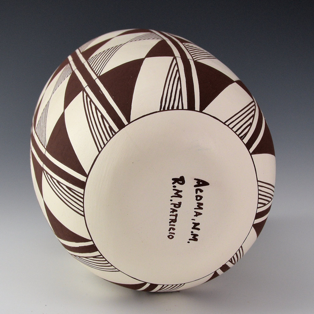 Patricio, Robert - "Pueblo Rain" Chocolate Jar - Image 4