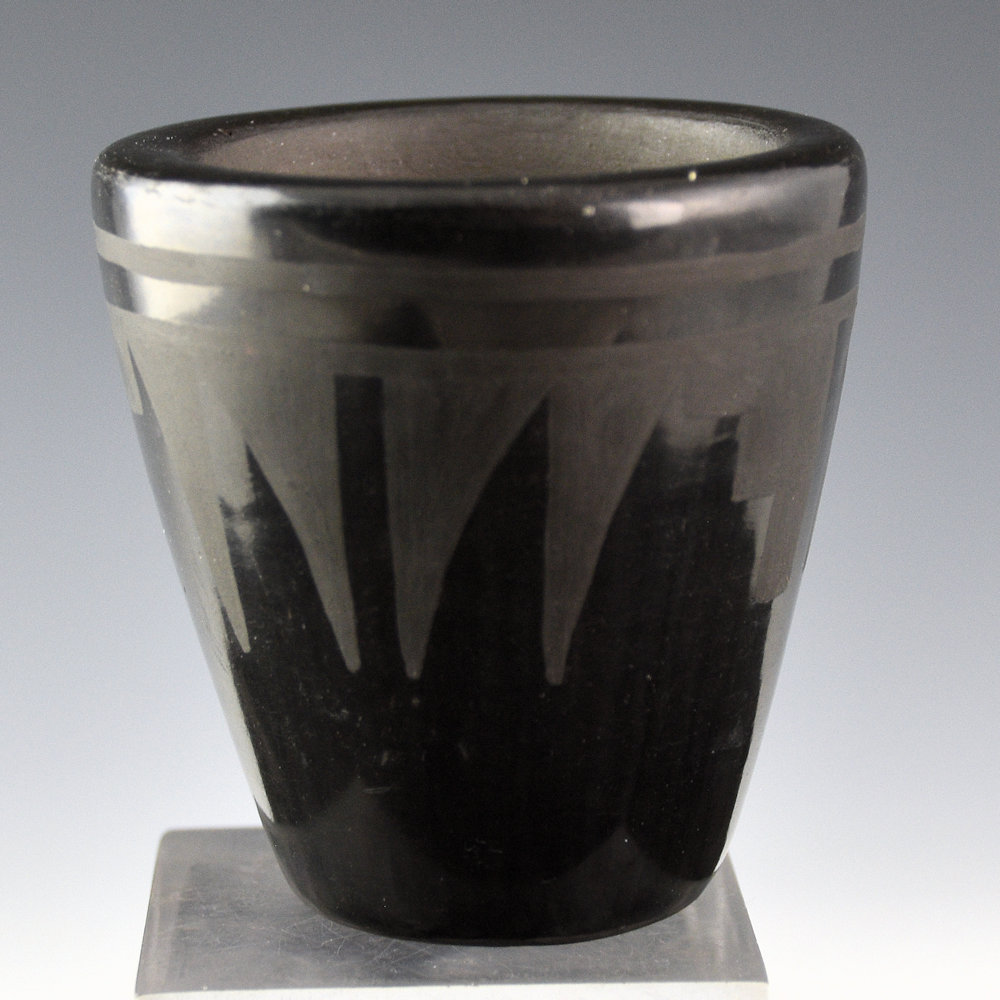 Blue Corn - Small Black Jar with Rain and Cloud Designs (1960s) - Image 3