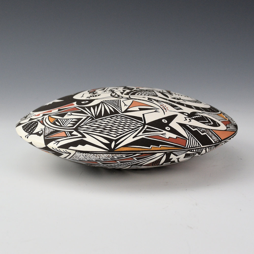 Natseway, Charmae - Large Seedpot with Mimbres Designs - Image 3